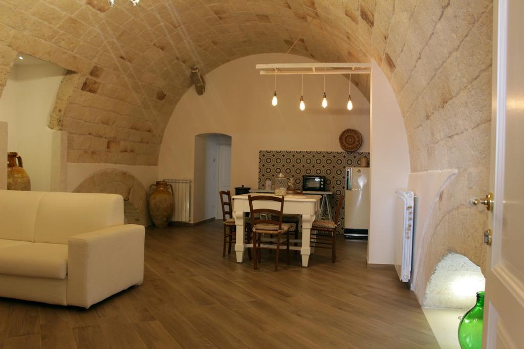 Palazzo Manfredi - Bed And Breakfast Monopoli Εξωτερικό φωτογραφία
