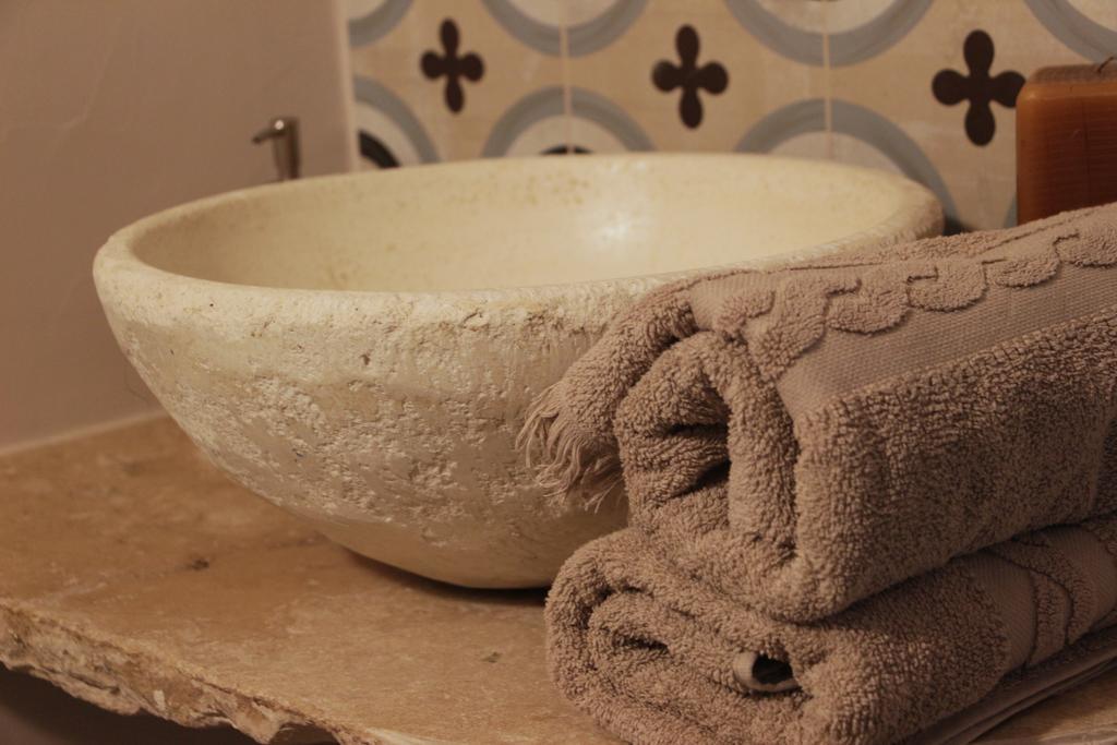 Palazzo Manfredi - Bed And Breakfast Monopoli Εξωτερικό φωτογραφία